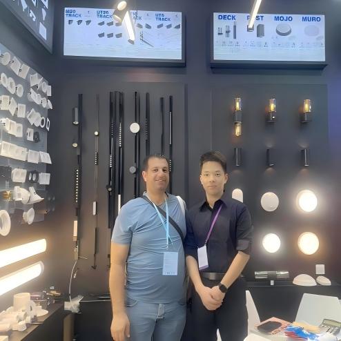 NINGBO RUNWIN LIGHTING CO.,LTD.